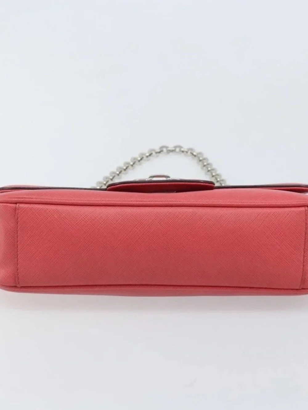 Salvatore Ferragamo Gancini Chain Shoulder Bag Leather Pink Silver Auth AMZ563A